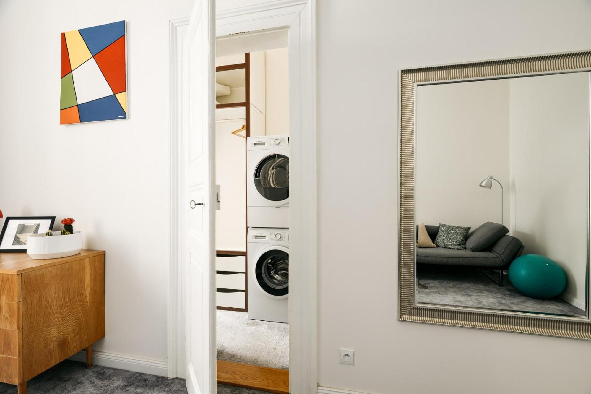 Comfortable And Cosy Apt A Few Steps From Dancing House And Naplavka Dance Praha Eksteriør bilde