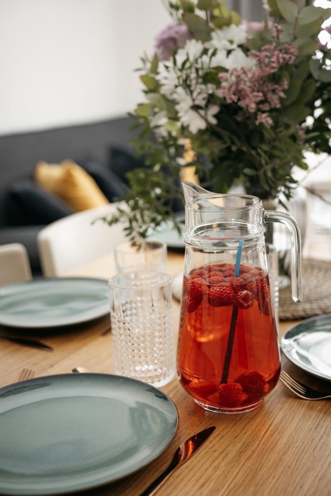 Comfortable And Cosy Apt A Few Steps From Dancing House And Naplavka Dance Praha Eksteriør bilde