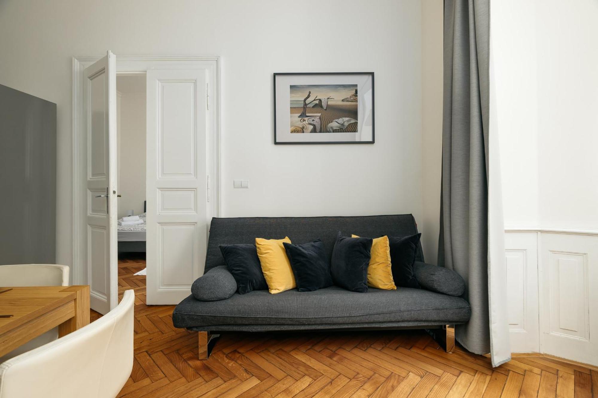 Comfortable And Cosy Apt A Few Steps From Dancing House And Naplavka Dance Praha Eksteriør bilde
